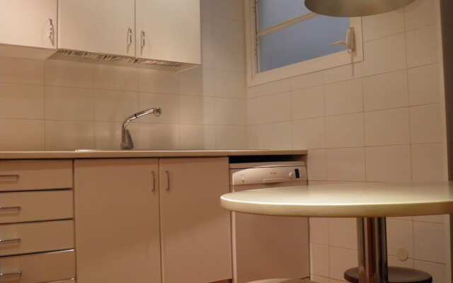 Suitur Courtyard House