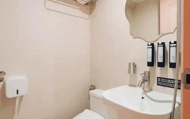 Monthliv Jongno Hotel Stay