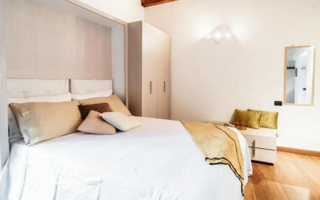Del Pero Suite - by MyHomeInComo