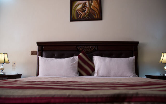 Hotel Karisimbi