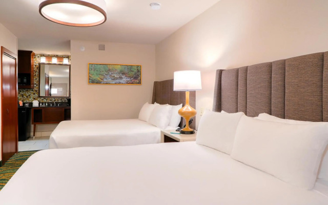 Quality Inn Near the Island Pigeon Forge