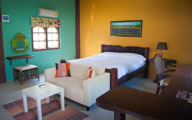 Khao Nam Fah Resort