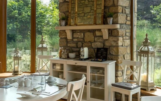 Down Yonder Boutique B&B