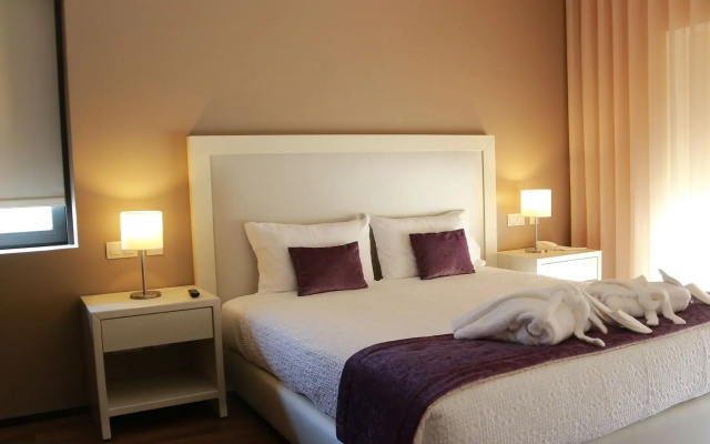 Monte Lírio Hotel