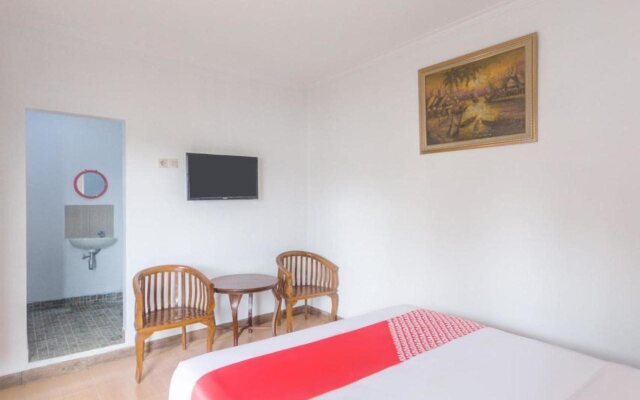 OYO 2938 Penginapan Bumi Ahsan 102 Syariah