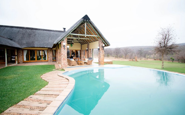 Riverdance Lodge