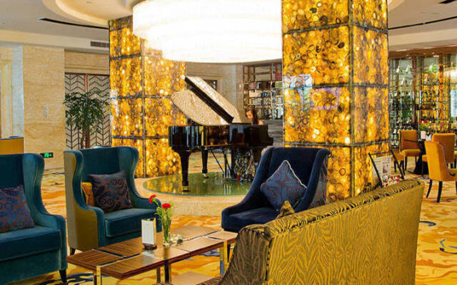 Yichang Golden Lion Hotel