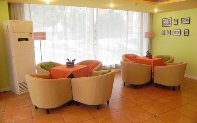 Home Inn Congning Road