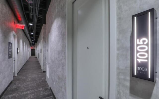 Studio 154 Luxury Hotel