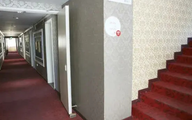 Saltside Juicy Theme Hotel