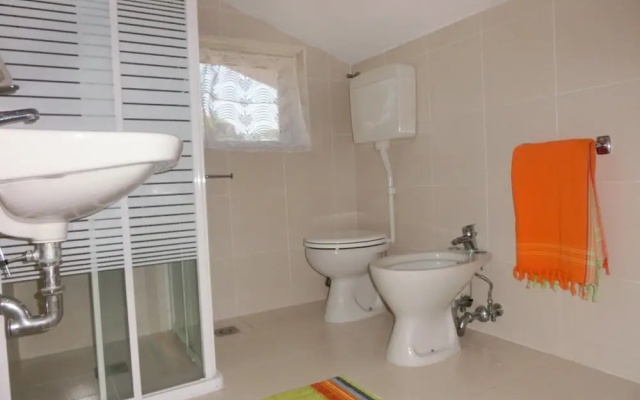 Villa With Garden Parking and AC