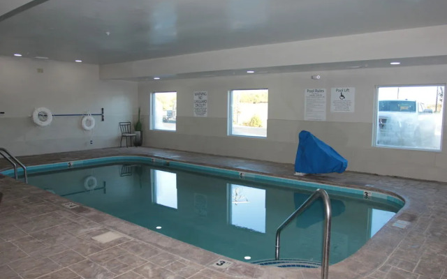 Quality Inn & Suites