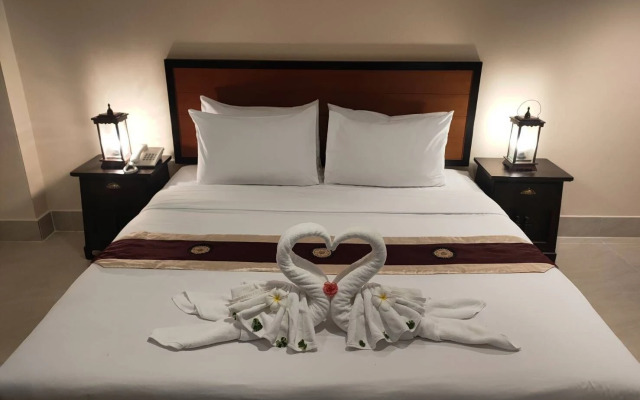 Rayong Lanna Hotel