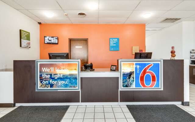 Motel 6 Longview, TX - North