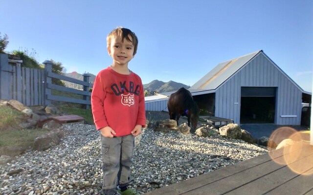 Nightingale Falls Farm Stay Retreat