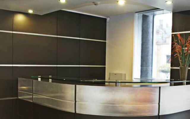Flamante Hotel & Suite