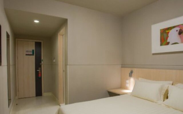 Jinjiang Inn Wuhan Linjiaohu Wanda Branch