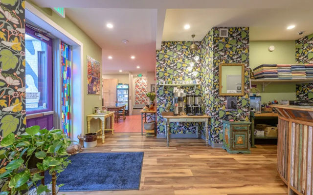 Black Elephant Hostel