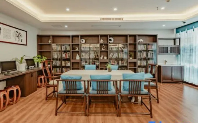 Qiongtai Hotel