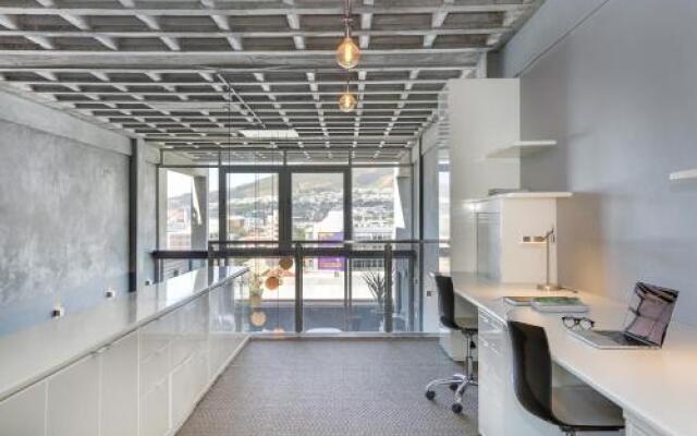 Leyden House Loft Apartment