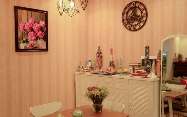 Luna's Splendid Home