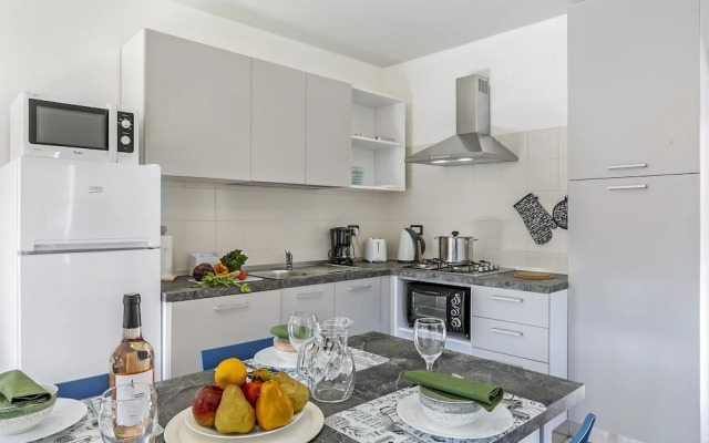 Nel Cuore Di Baveno 50m from Lake