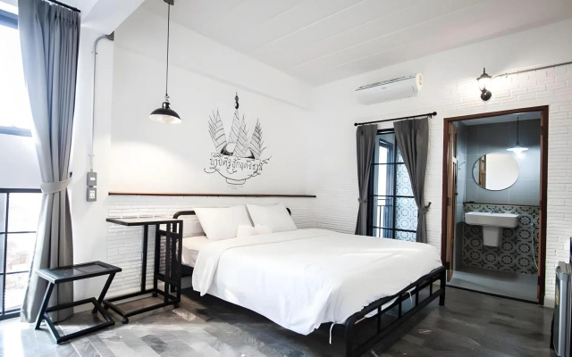 V1 Room Hotel