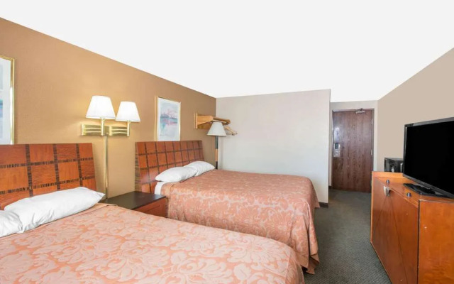 Super 8 Motel