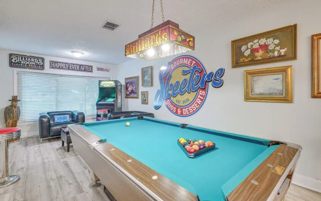 Tomball Home w/ Game Room: Walk to Main Street!