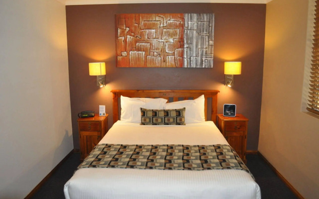 In Town Motor Inn
