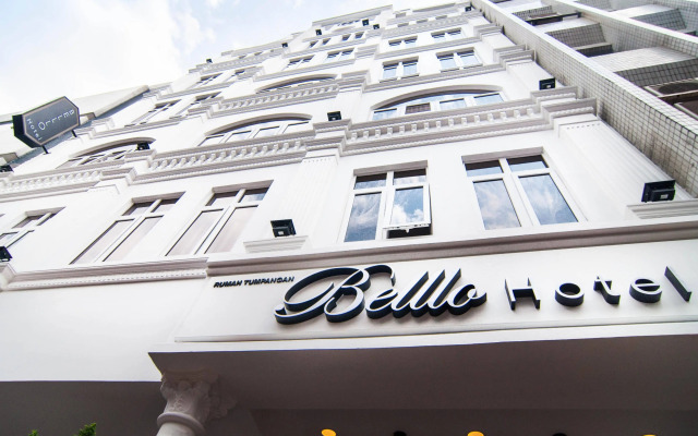 Belllo Hotel JB Central