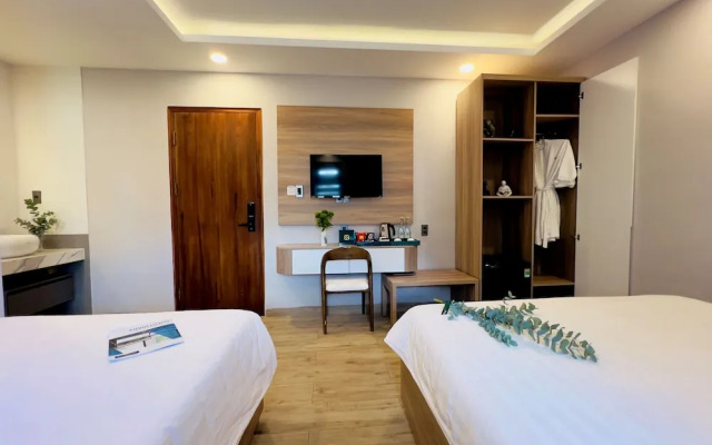 Nature Hotel - Win Happy