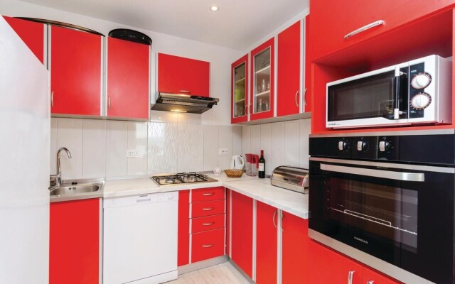 Stunning Home in Dubrovnik With Wifi and 2 Bedrooms