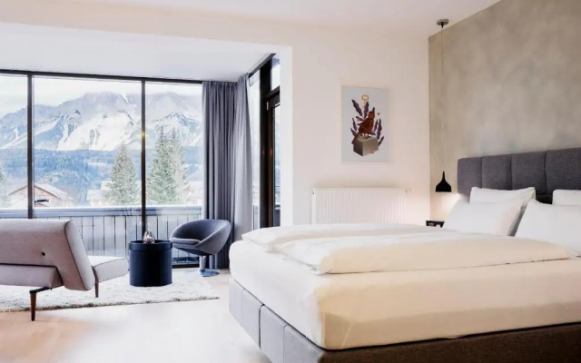 ARX Hotel & Restaurant