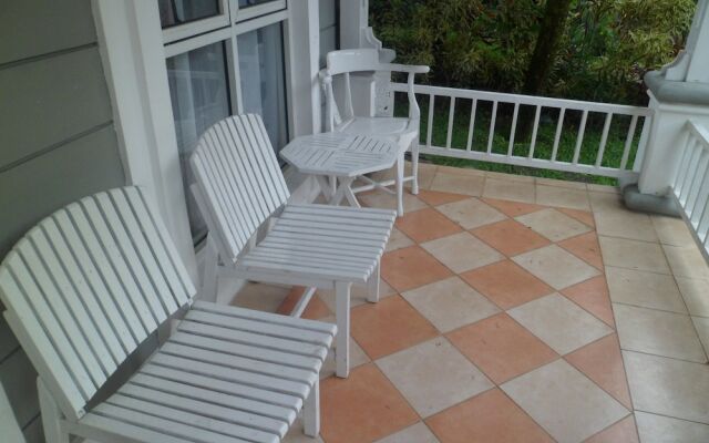 Villa Kota Bunga Mawar