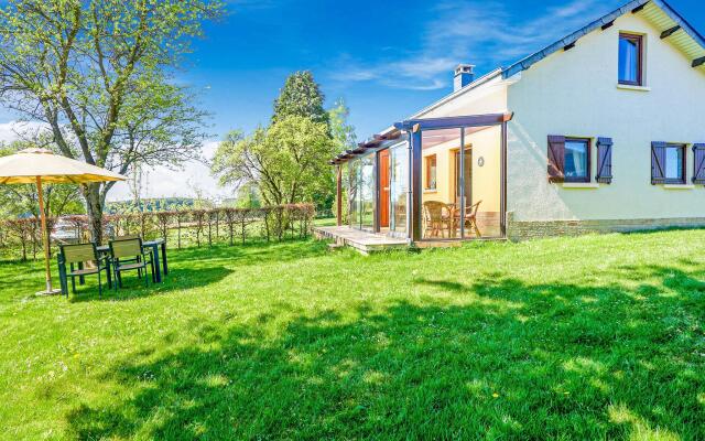 Holiday Home in Porcheresse Daverdisse