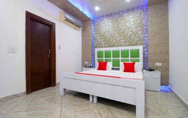 OYO 27916 Hotel Bubbles