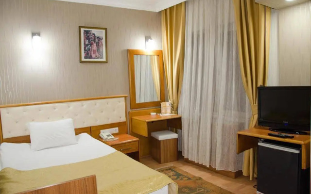 Grand Akkoza Hotel