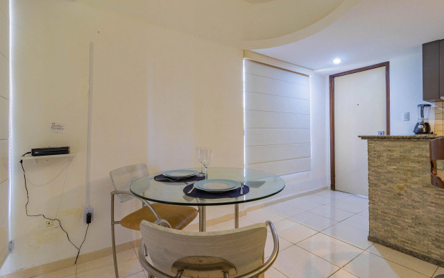 Mercure #508 - Apê em Boa Viagem por Carpediem