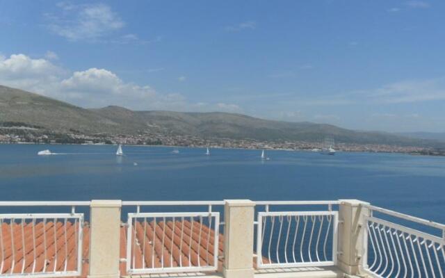 Villa Corona Hotel