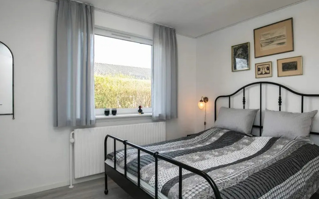 6 Person Holiday Home in Albaek