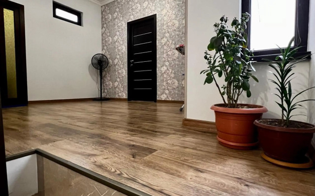 New 3 bedroom house each room rentable separately