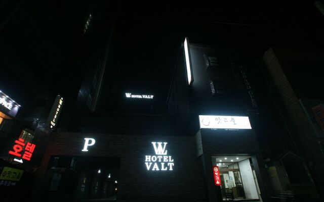 Valt Hotel