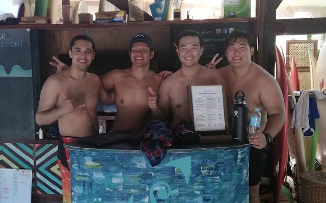 Harana Surf Resort - Hostel