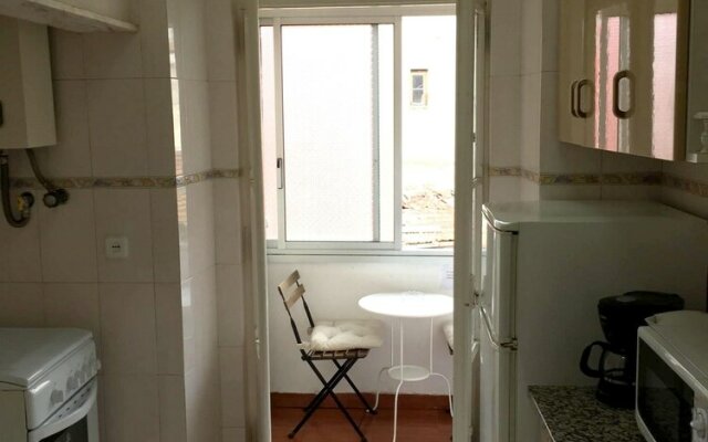 Apartment with 2 Bedrooms in Lisboa, with Furnished Balcony And Wifi