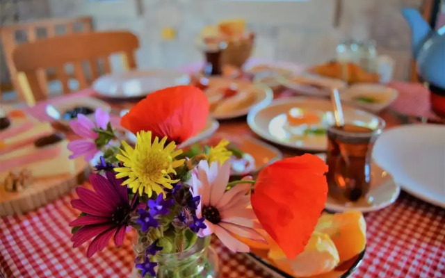 Le Petit Hotel ve Bağ Evi