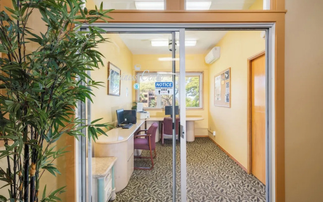 Petite Retreat at Kahana Falls