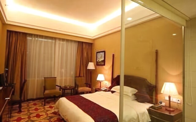 Longde International Hotel