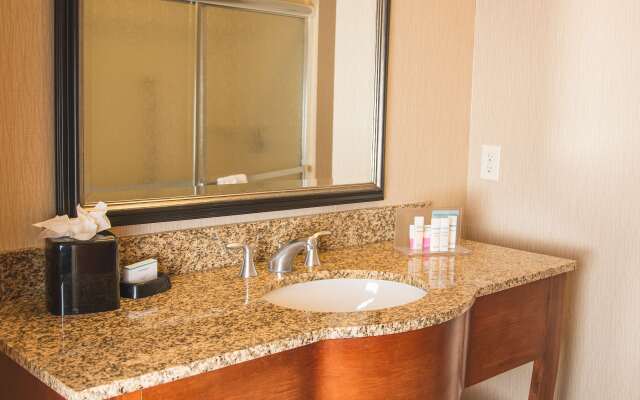 Hampton Inn & Suites Greeley