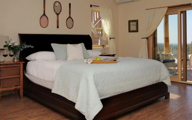 Courtwood Inn